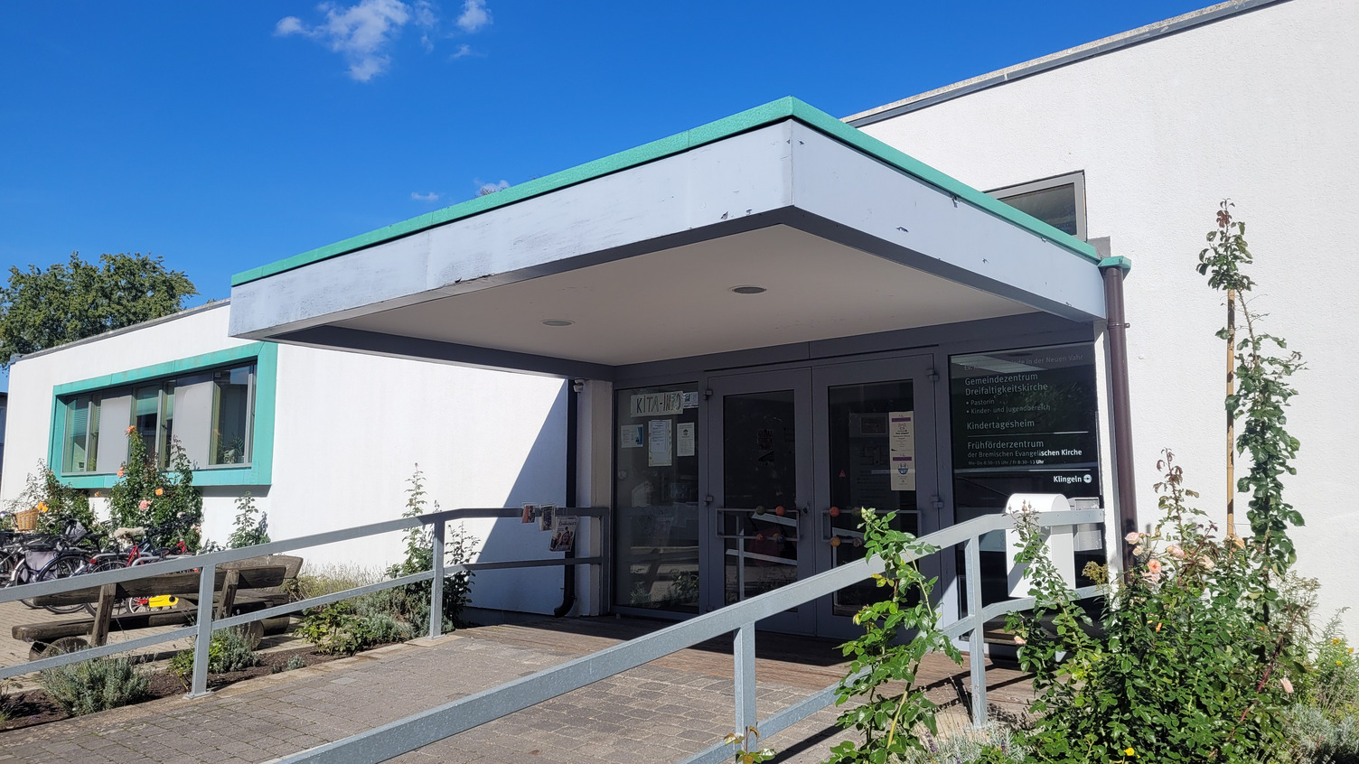 Eingangsbereich der Kita Dreitfaltigkeit