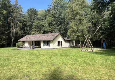 Ansicht aus dem Garten auf das Freizeitheim