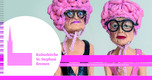 Zwei künstlerische Figuren mit pinken, haarähnlichen Strukturen und Brillen. Die Figuren haben ausdrucksvolle Gesichter und tragen schwarze und pinke Kleidung. Im Hintergrund sind grafische Elemente und Text, der die Kulturkirche St. Stephani in Bremen erwähnt.