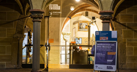 Eingangsbereich des Dom-Museums im Innenbereich des St. Petri Doms