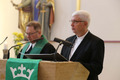Das Foto zeigt Pastor Andreas Hamburg und Schriftführer Pastor Bernd Kuschnerus am Altar der Kathedrale St. Paul in Odessa