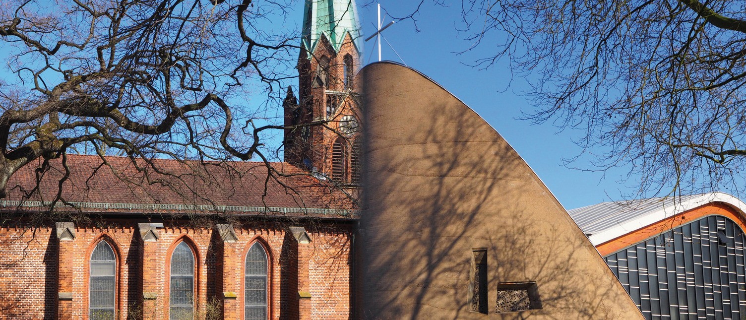 eine alte und eine moderne Kirche